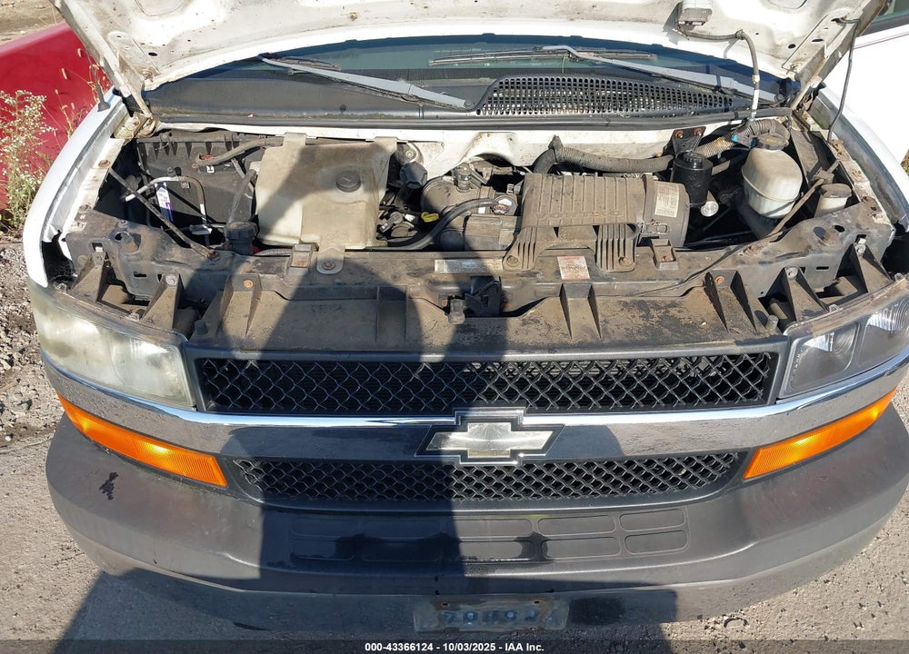 2004 CHEVROLET EXPRESS VIN: 1GAGG25U341215429