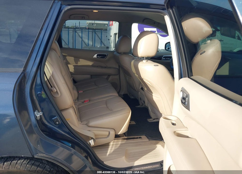 2014 NISSAN PATHFINDER VIN: 5N1AR2MN4EC678442