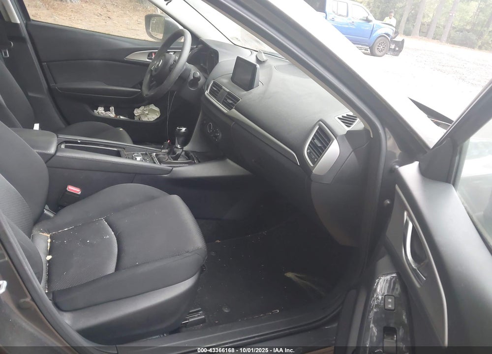 2018 MAZDA 3 SPORT VIN: 3MZBN1K74JM263551