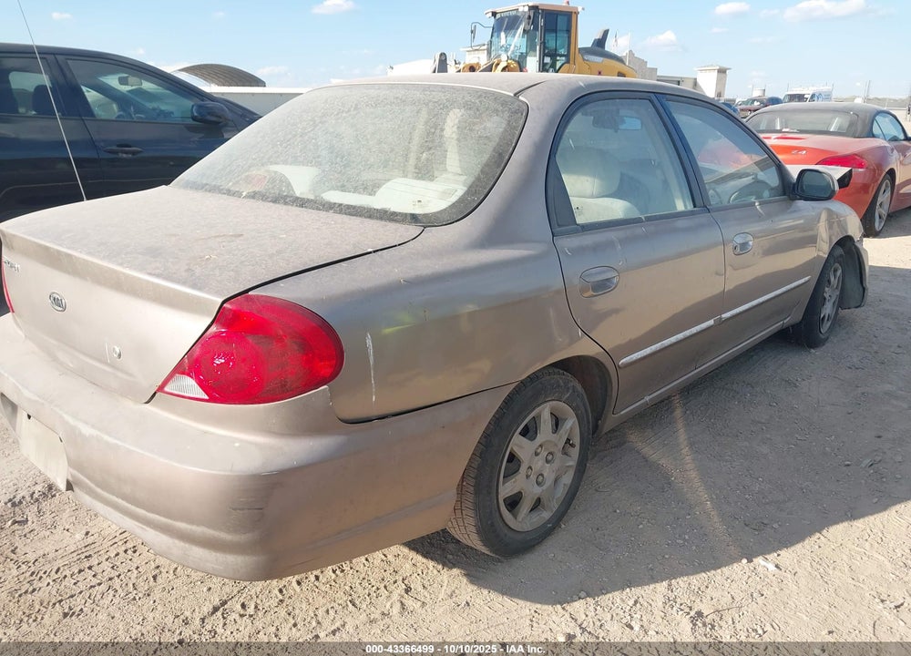 2003 KIA SPECTRA VIN: KNAFB121335297723