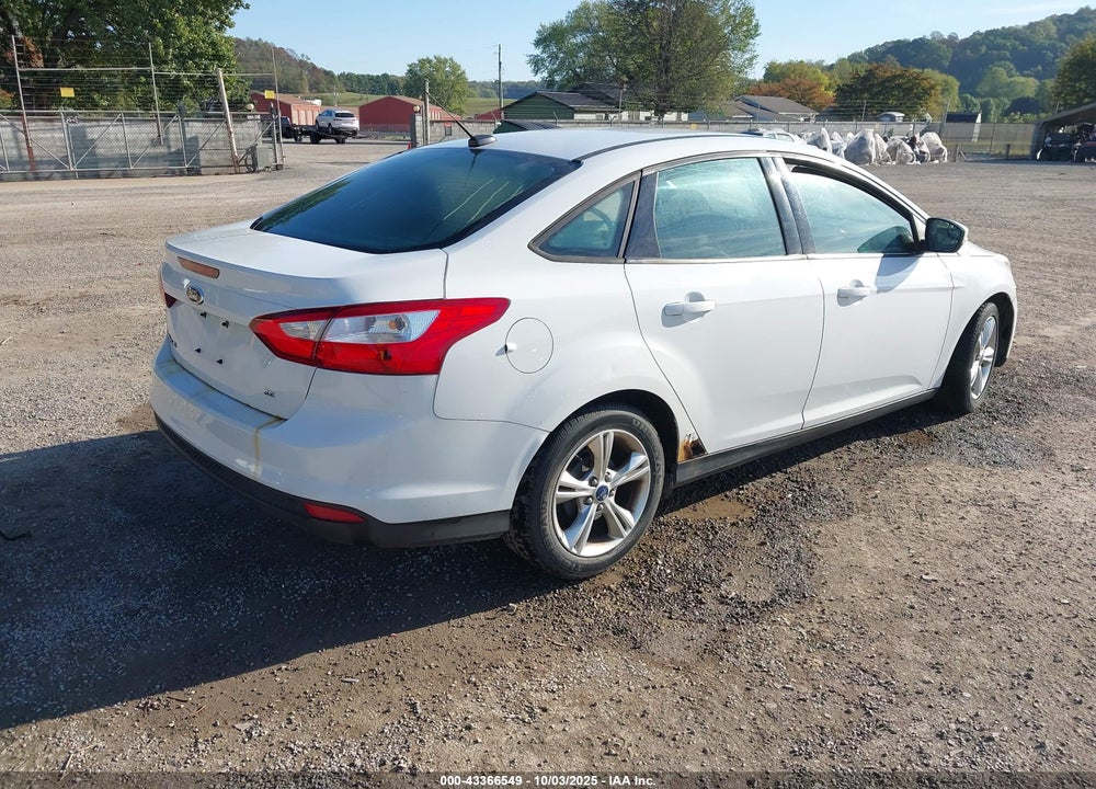 2014 FORD FOCUS VIN: 1FADP3F2XEL252793