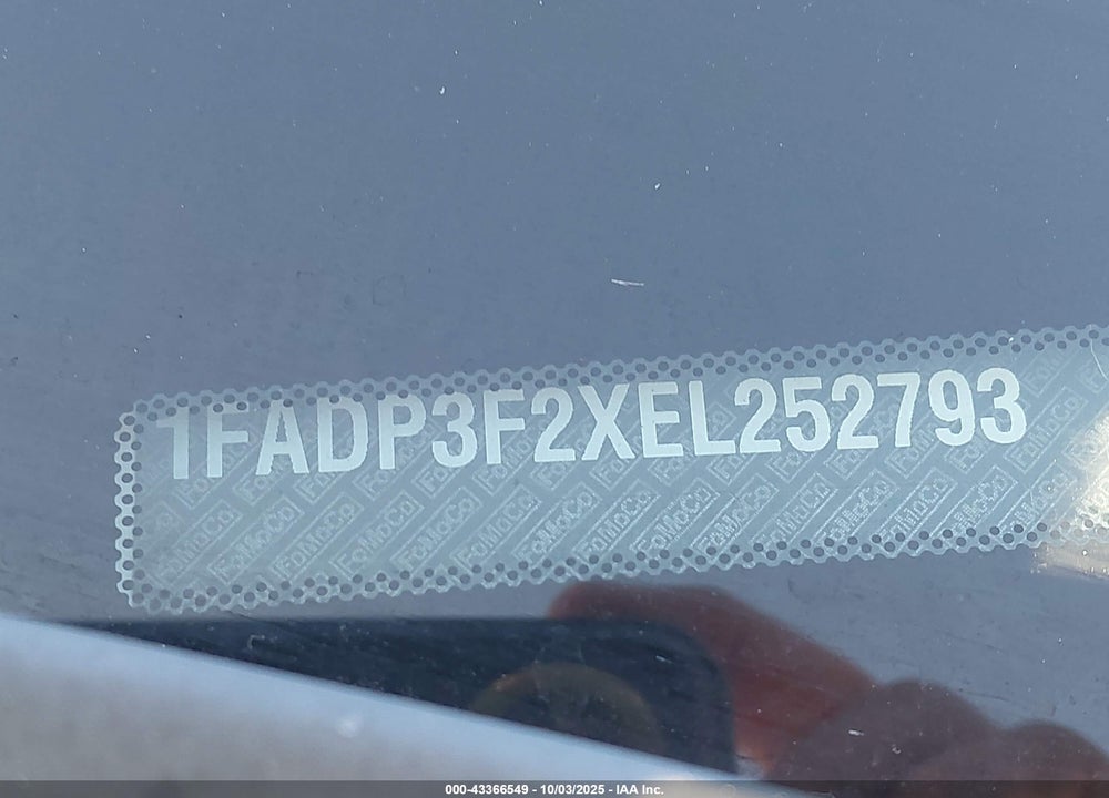 2014 FORD FOCUS VIN: 1FADP3F2XEL252793