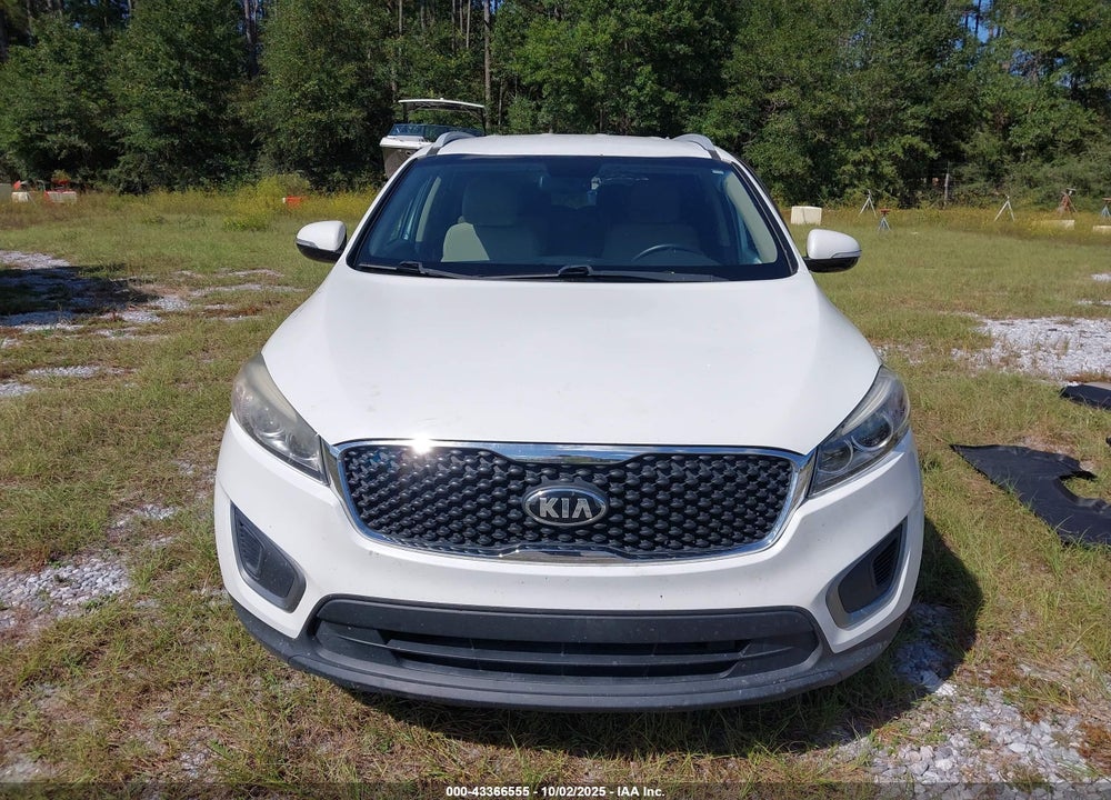 2016 KIA SORENTO 2.4L LX VIN: 5XYPG4A38GG089573