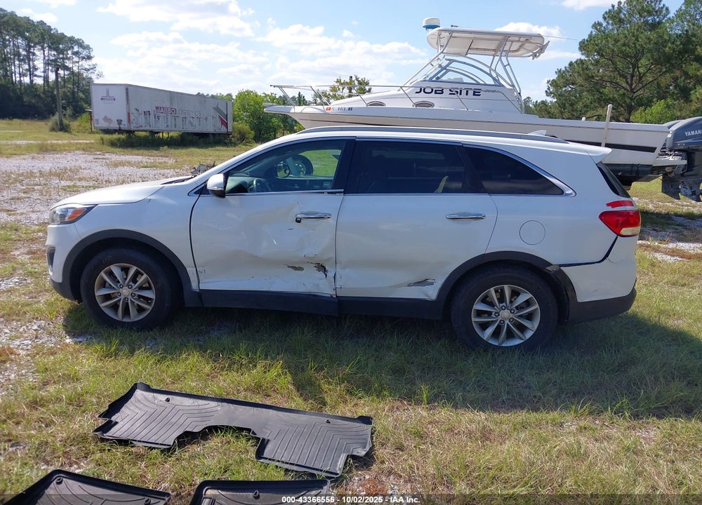 2016 KIA SORENTO 2.4L LX VIN: 5XYPG4A38GG089573