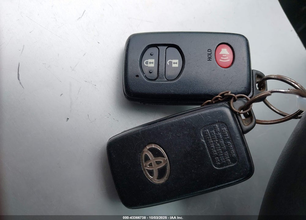 2010 TOYOTA PRIUS VIN: JTDKN3DUXA5015747