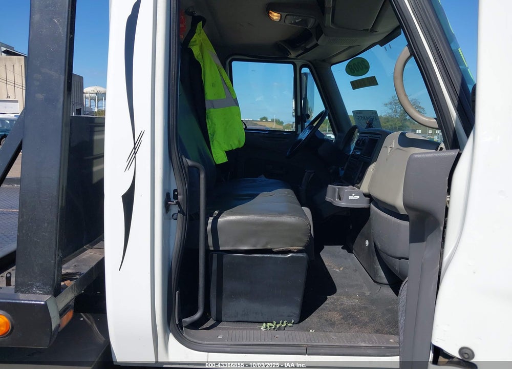 2008 INTERNATIONAL 4000 4300 VIN: 1HTJTSKM08J689005