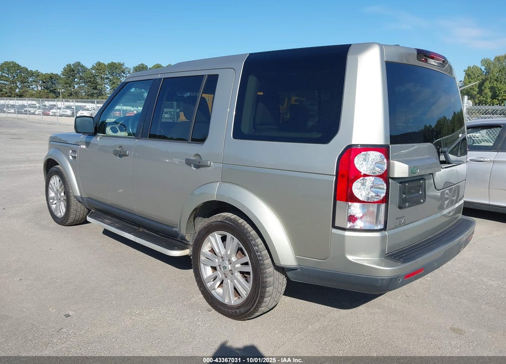 2011 LAND ROVER LR4 VIN: SALAK2D49BA559320