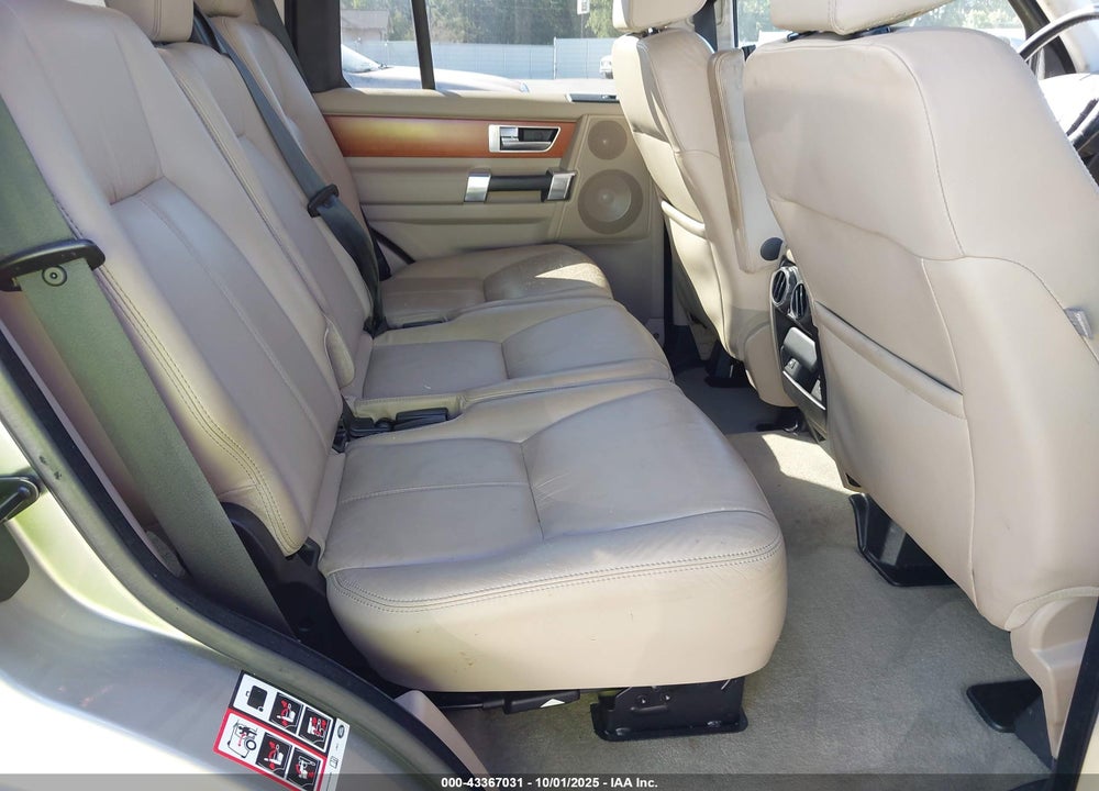 2011 LAND ROVER LR4 VIN: SALAK2D49BA559320