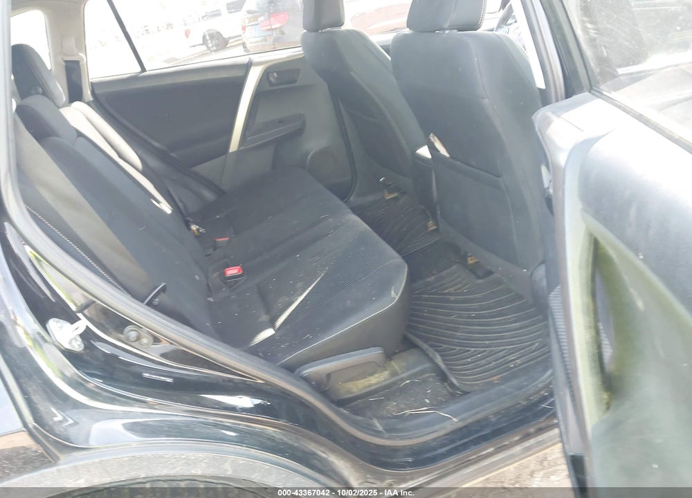 2013 TOYOTA RAV4 XLE VIN: 2T3WFREV3DW026224