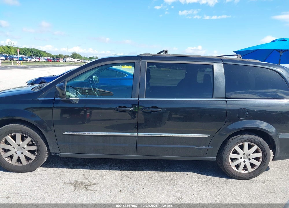 2016 CHRYSLER TOWN & COUNTRY TOURING VIN: 2C4RC1BG8GR288557