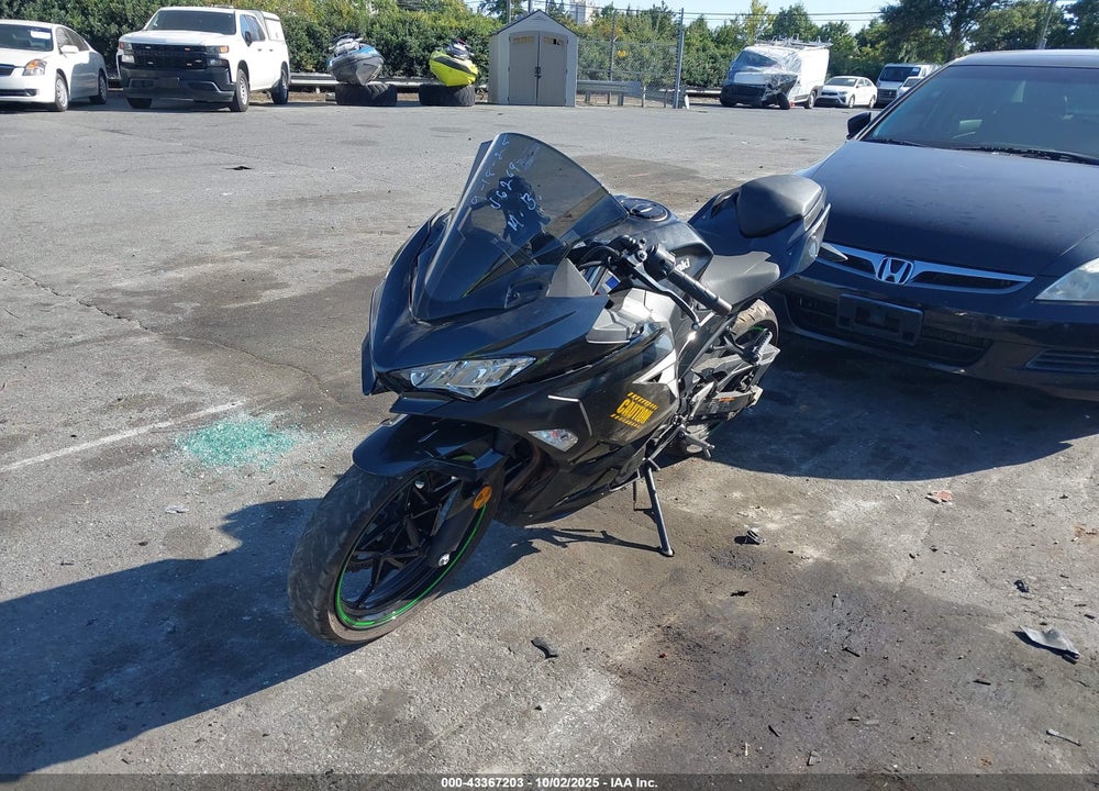 2022 KAWASAKI EX400 VIN: JKAEXKH15NDAG6269