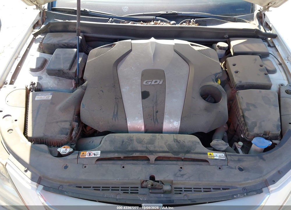 2012 HYUNDAI GENESIS VIN: KMHGC4DD0CU201075