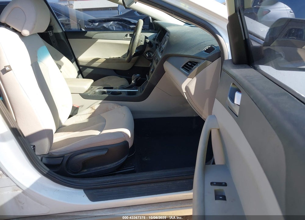2017 HYUNDAI SONATA VIN: 5NPE24AF7HH495872
