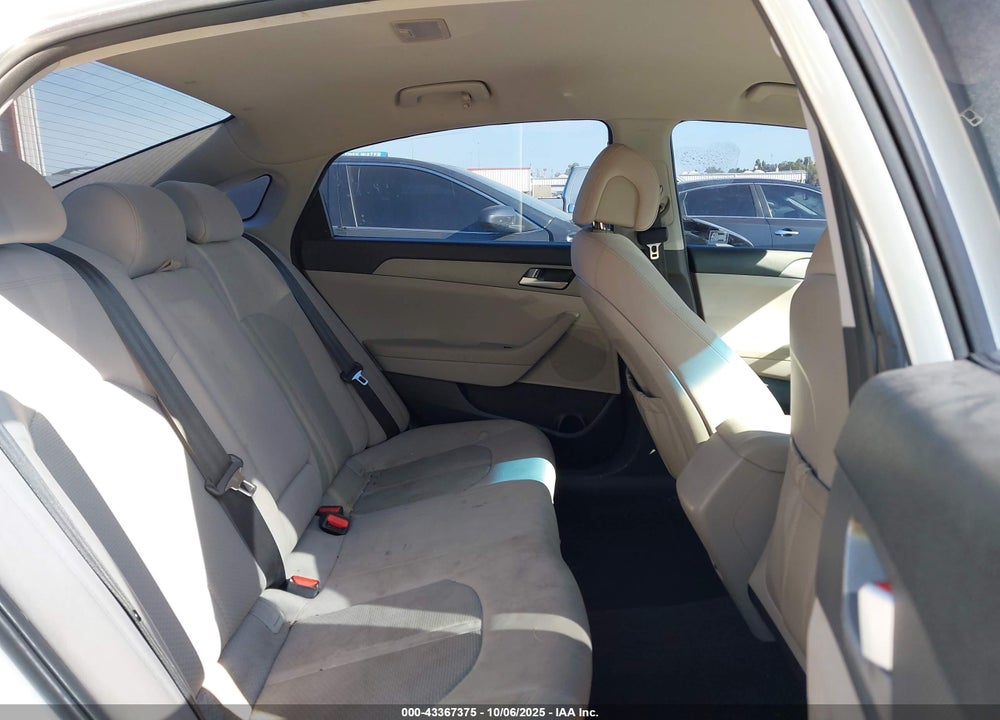 2017 HYUNDAI SONATA VIN: 5NPE24AF7HH495872