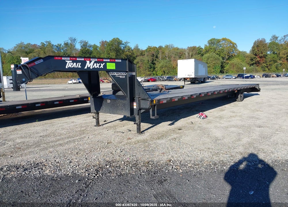 2024 TRAILMAXX 40' GOOSENECK VIN: 7WL3H4025RT001309