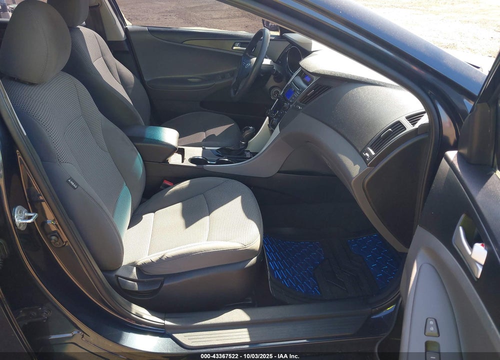 2013 HYUNDAI SONATA VIN: 5NPEB4AC8DH533383