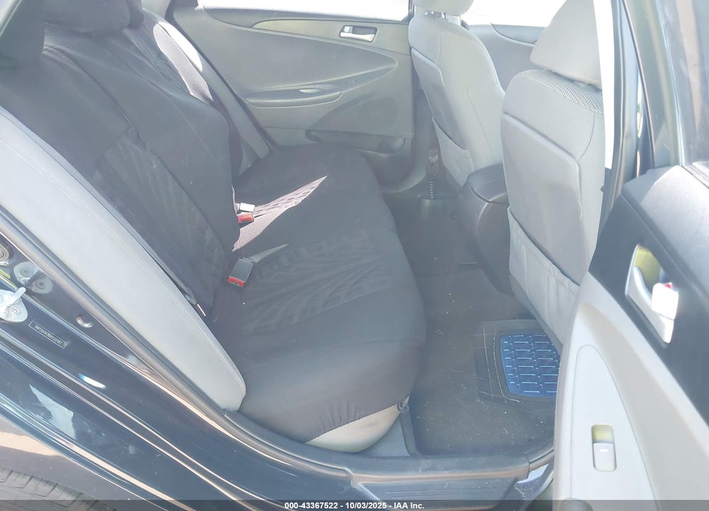 2013 HYUNDAI SONATA VIN: 5NPEB4AC8DH533383