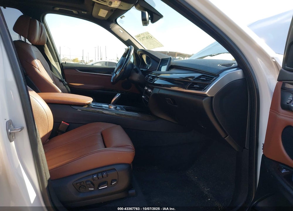 2017 BMW X5 VIN: 5UXKT0C34H0V95466