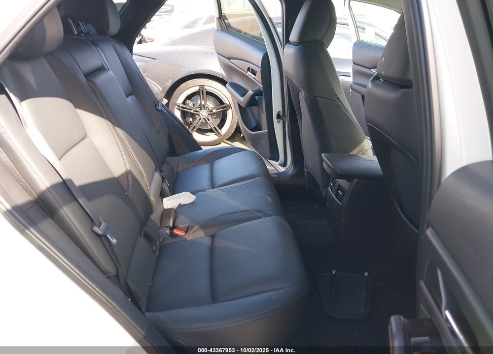 2024 MAZDA CX-30 2.5 S PREFERRED PACKAGE VIN: 3MVDMBCM4RM641449