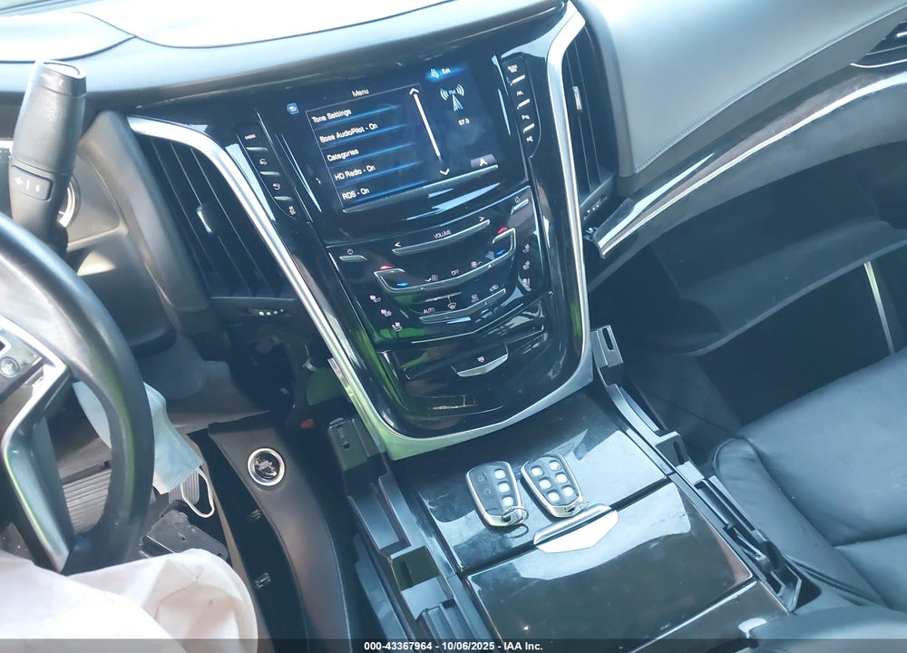 2020 CADILLAC ESCALADE ESV 4WD PLATINUM VIN: 1GYS4KKJ5LR236068