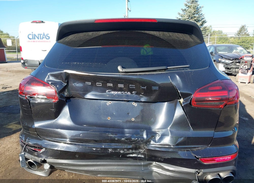 2017 PORSCHE CAYENNE S VIN: WP1AB2A26HLA52834
