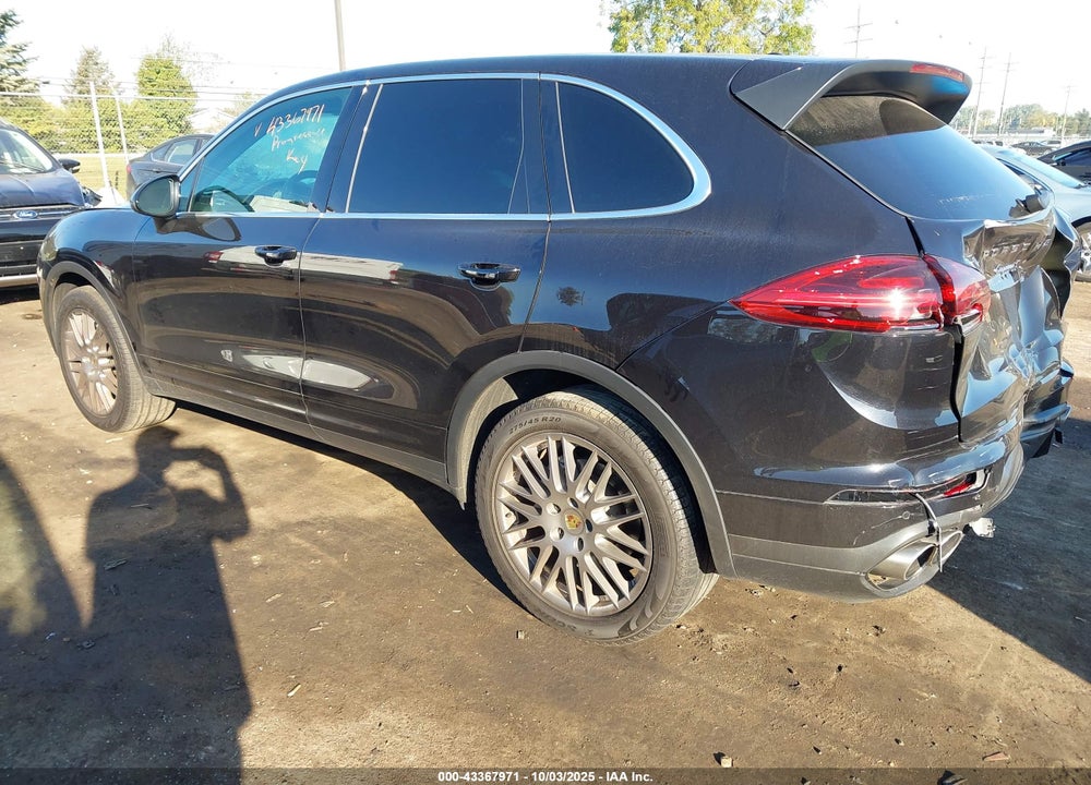 2017 PORSCHE CAYENNE S VIN: WP1AB2A26HLA52834
