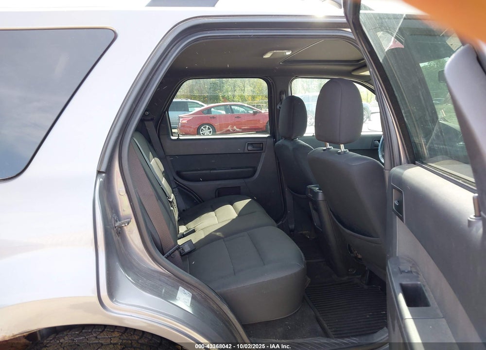 2010 FORD ESCAPE VIN: 1FMCU9DG7AKD31754