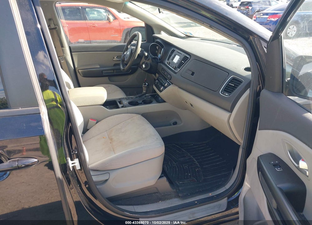 2016 KIA SEDONA LX VIN: KNDMB5C11G6192601