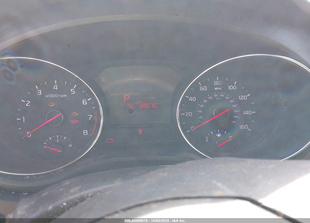 2016 KIA SEDONA LX VIN: KNDMB5C11G6192601