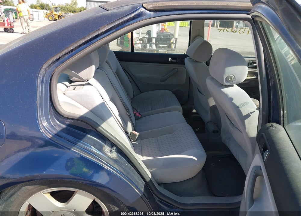 2002 VOLKSWAGEN JETTA GLS TDI VIN: 3VWSP69M22M076538