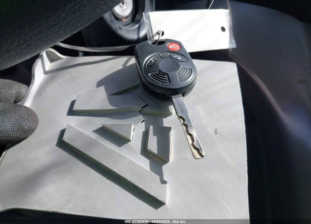 2015 FORD ESCAPE VIN: 1FMCU9G96FUA05100