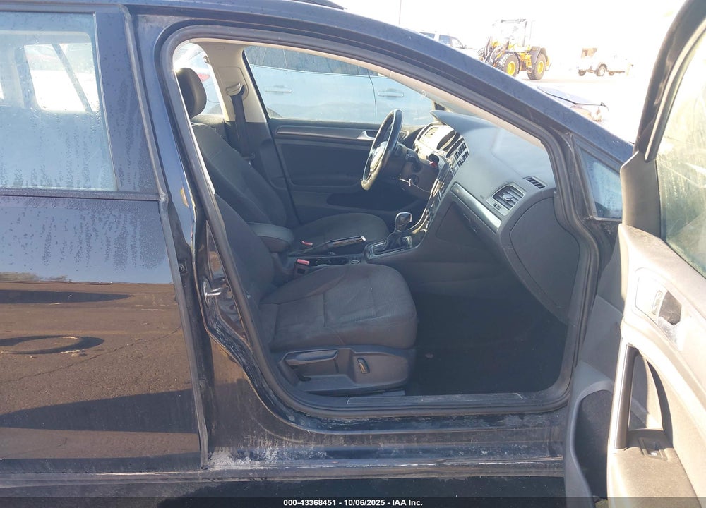 2018 VOLKSWAGEN GOLF SPORTWAGEN VIN: 3VW117AU0JM751591