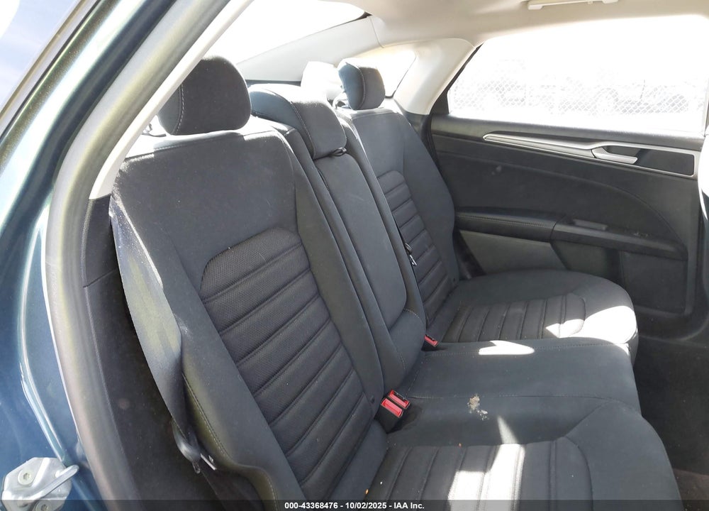 2019 FORD FUSION VIN: 3FA6P0LU8KR167798