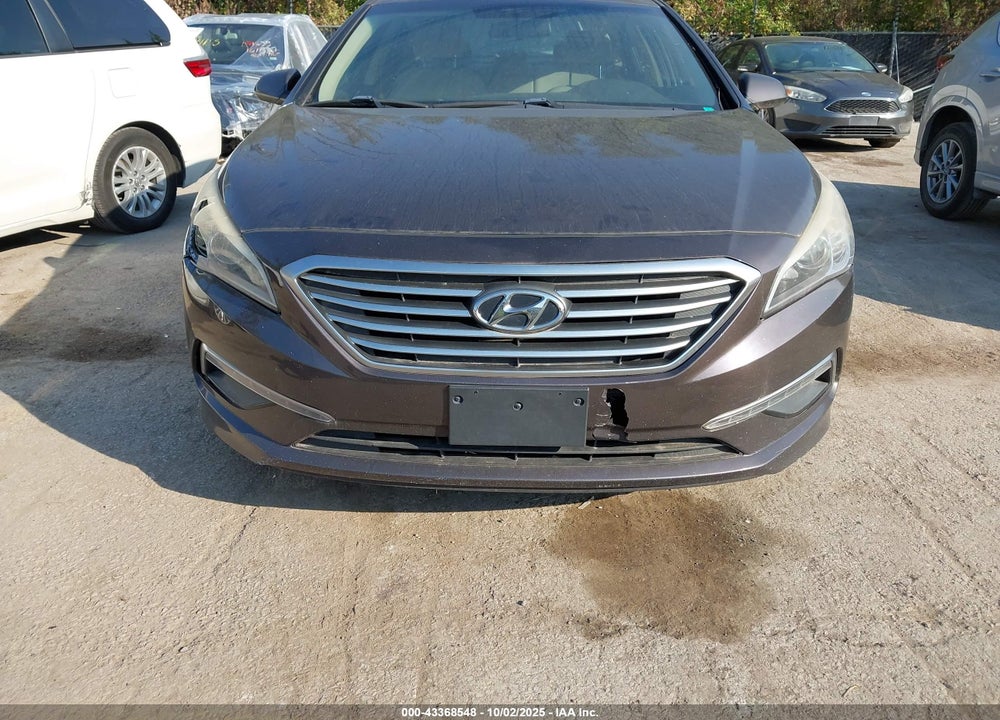 2015 HYUNDAI SONATA VIN: 5NPE24AF2FH210489