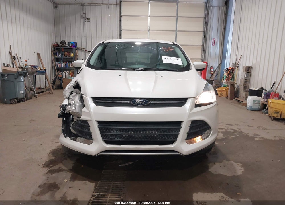 2016 FORD ESCAPE SE VIN: 1FMCU9GX9GUA99036