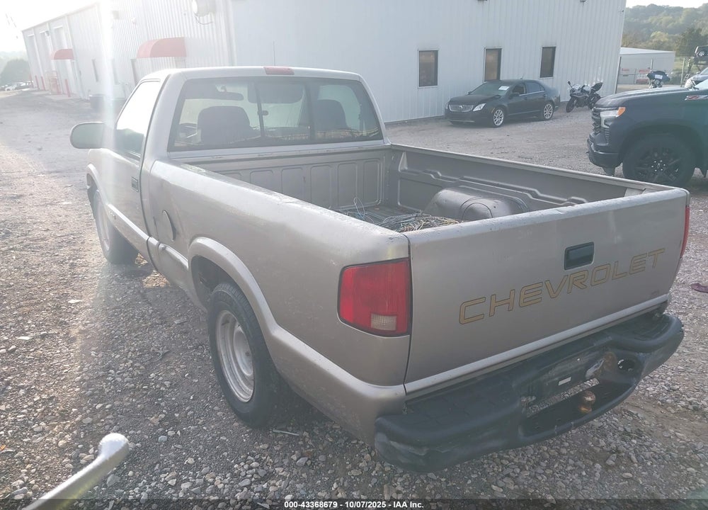 1998 CHEVROLET S-10 VIN: 1GCCS1441WK258311