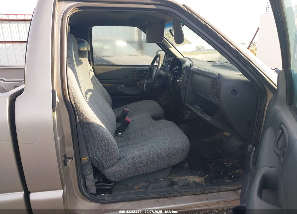 1998 CHEVROLET S-10 VIN: 1GCCS1441WK258311