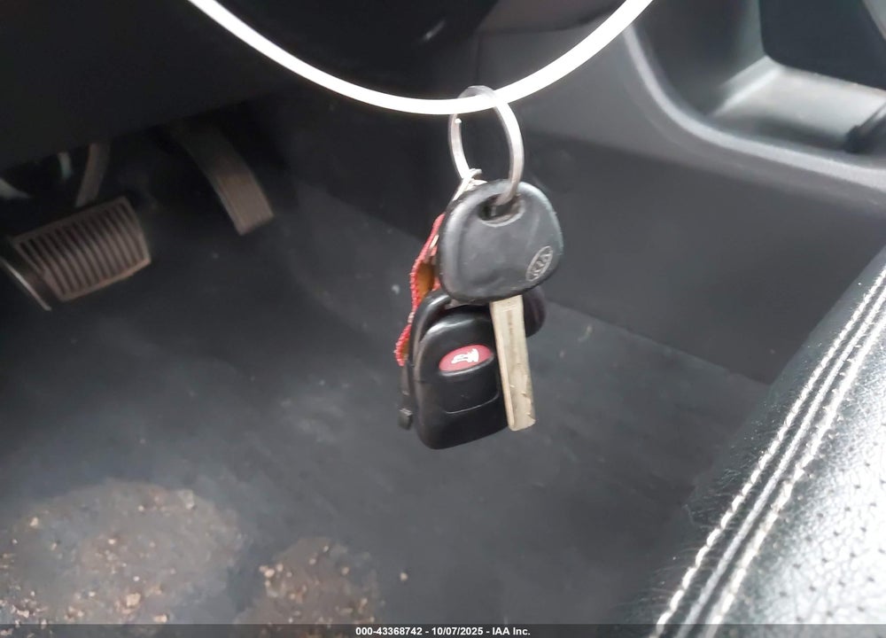 2012 KIA SORENTO VIN: 5XYKT3A1XCG197007