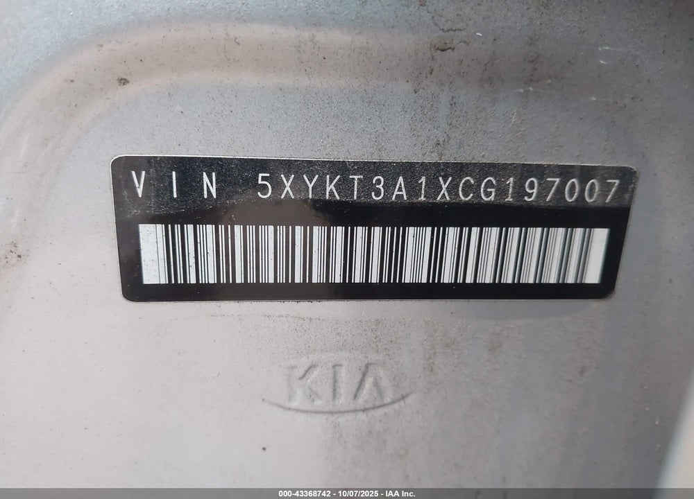 2012 KIA SORENTO VIN: 5XYKT3A1XCG197007