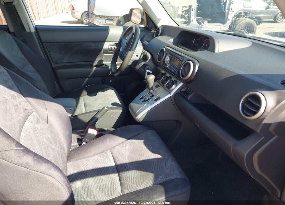 2011 SCION XB VIN: JTLZE4FE1B1135802