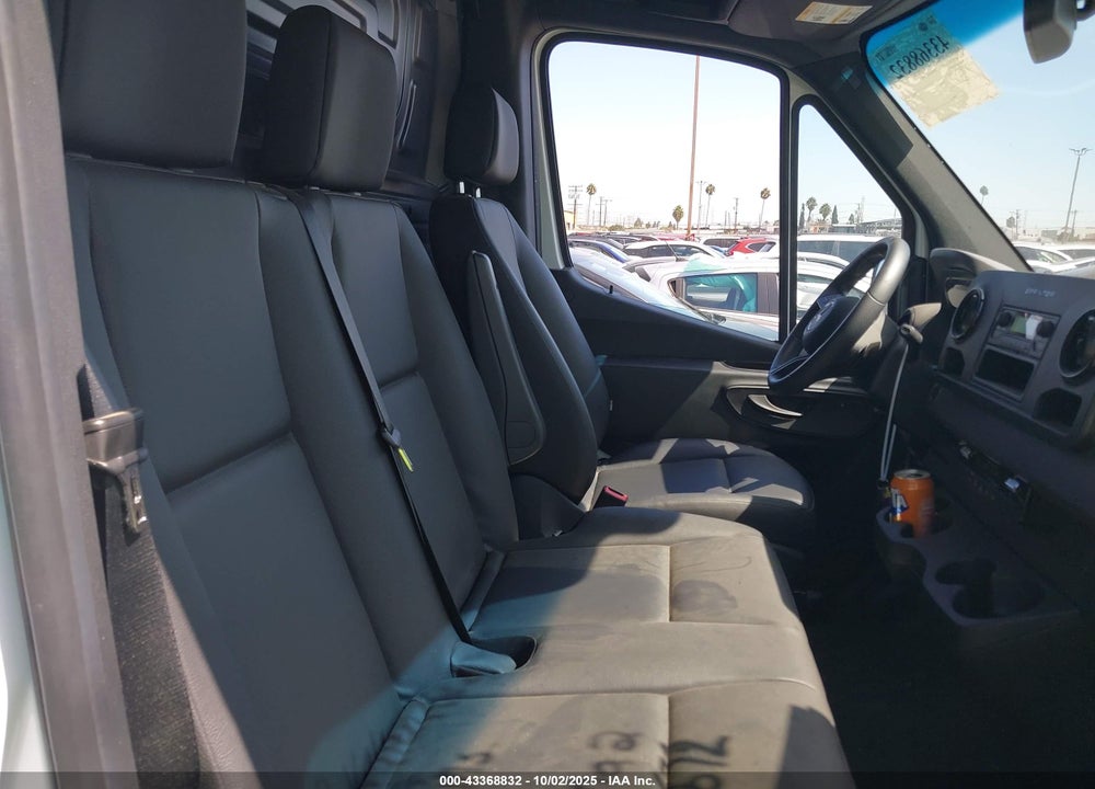 2025 MERCEDES-BENZ SPRINTER 2500 STANDARD ROOF 4-CYL DIESEL VIN: W1Y4KBHY4ST208171