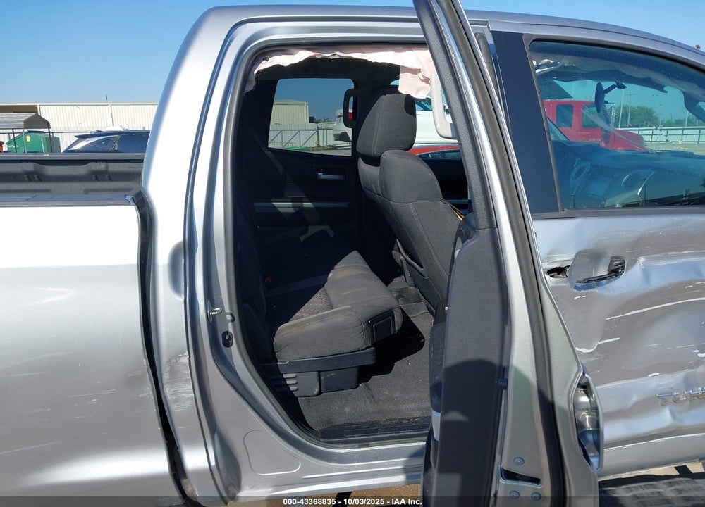 2016 TOYOTA TUNDRA SR5 5.7L V8 VIN: 5TFUW5F10GX494973