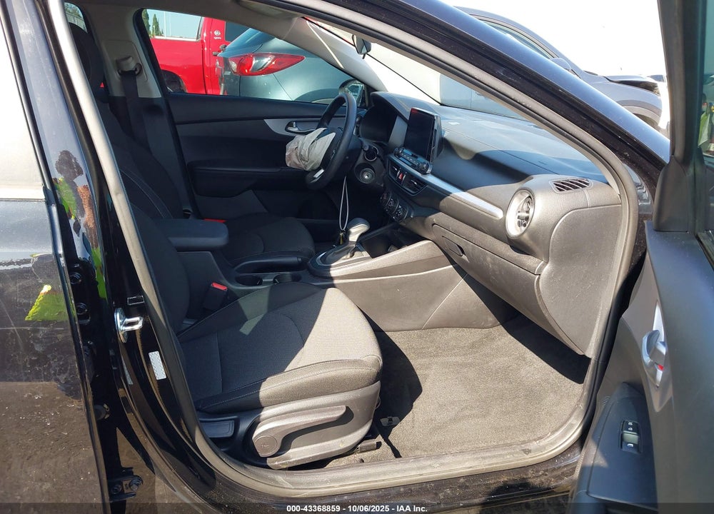 2022 KIA FORTE FE VIN: 3KPF24AD4NE429833