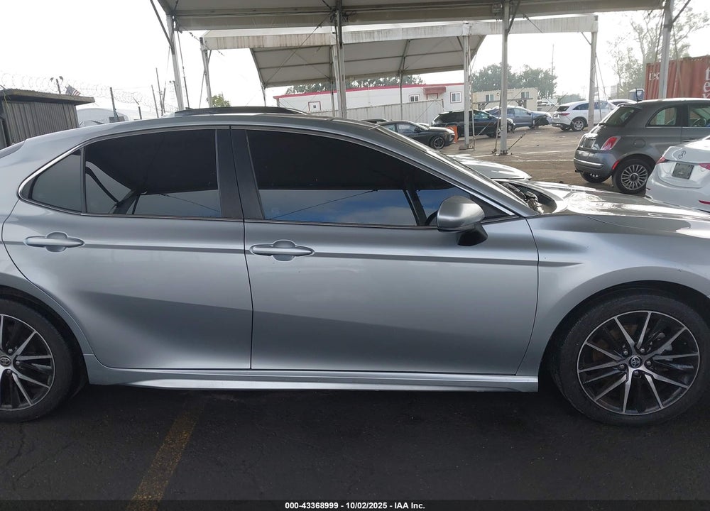 2021 TOYOTA CAMRY SE VIN: 4T1G11AK6MU608827