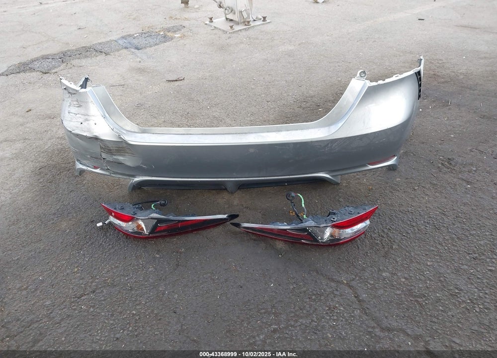 2021 TOYOTA CAMRY SE VIN: 4T1G11AK6MU608827