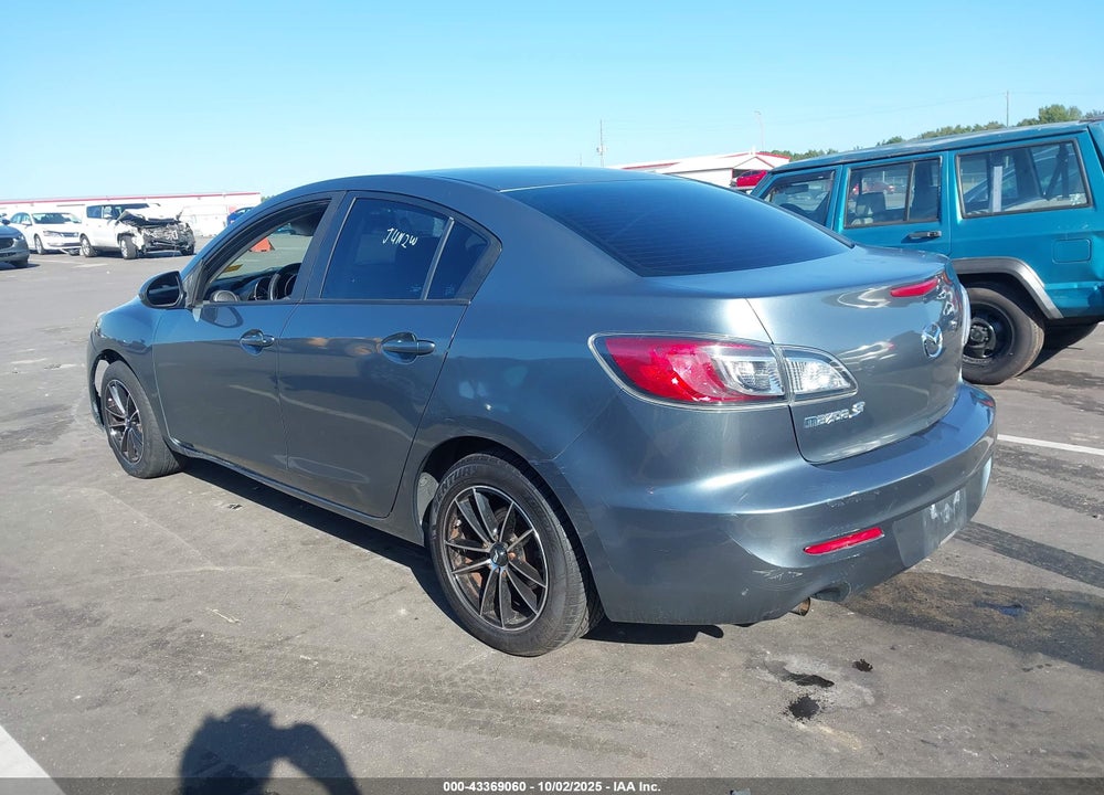 2013 MAZDA 3 VIN: JM1BL1TF2D1731504