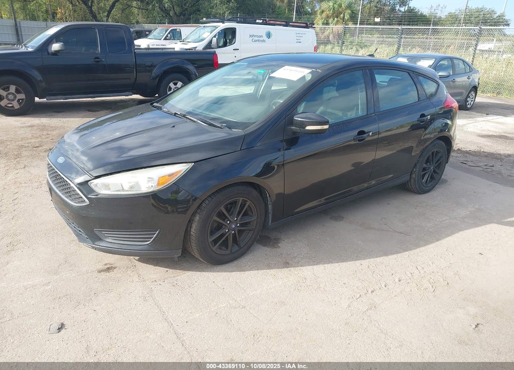 2015 FORD FOCUS SE VIN: 1FADP3K20FL345619