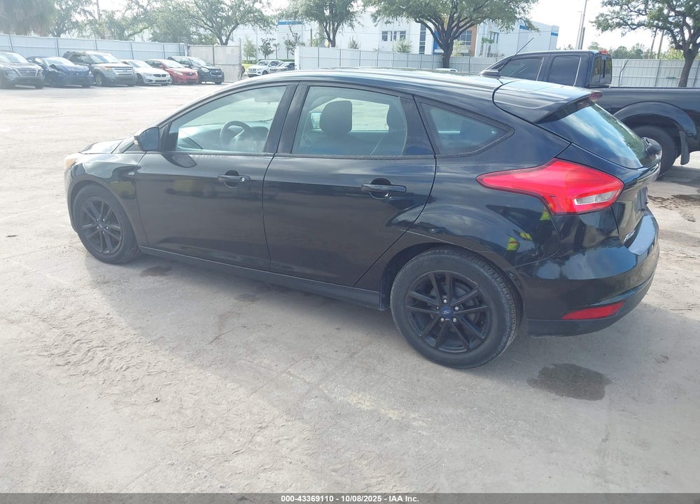 2015 FORD FOCUS SE VIN: 1FADP3K20FL345619