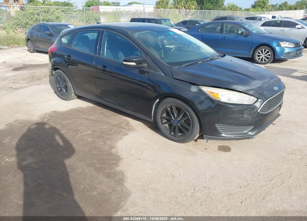 2015 FORD FOCUS SE VIN: 1FADP3K20FL345619