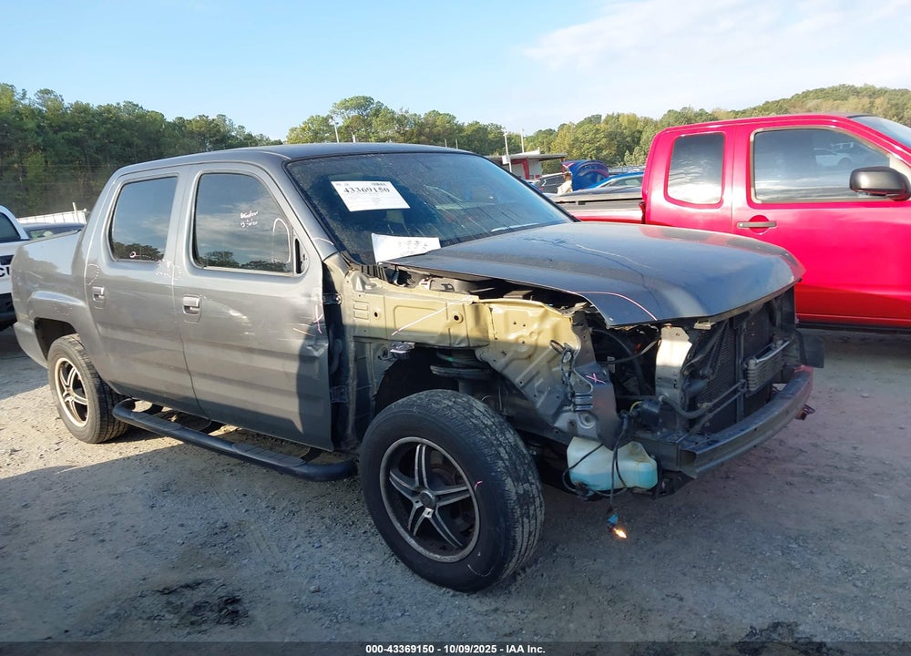 2013 HONDA RIDGELINE RTS VIN: 5FPYK1F41DB005588